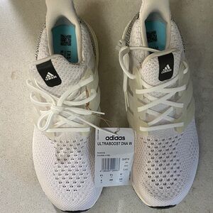 Adidas Ultraboost DNA W Cream and Black Sneakers